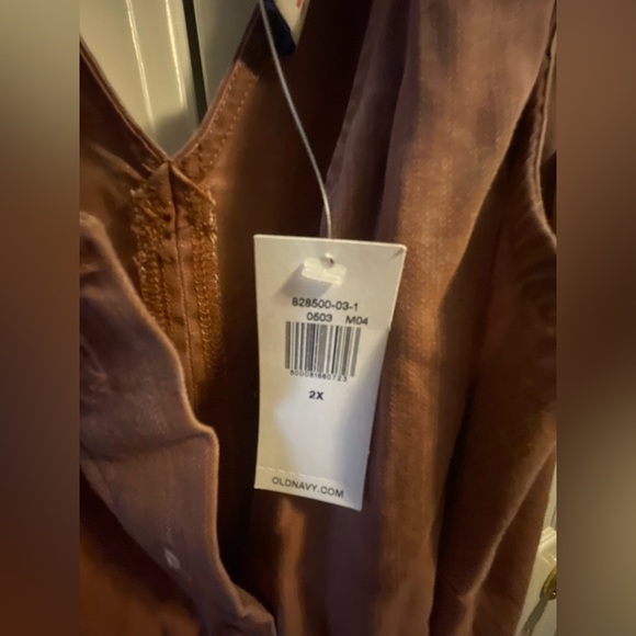 NWT Old Navy voop neck button up wide leg sleeveless mauve jumpsuit - Picture 6 of 6